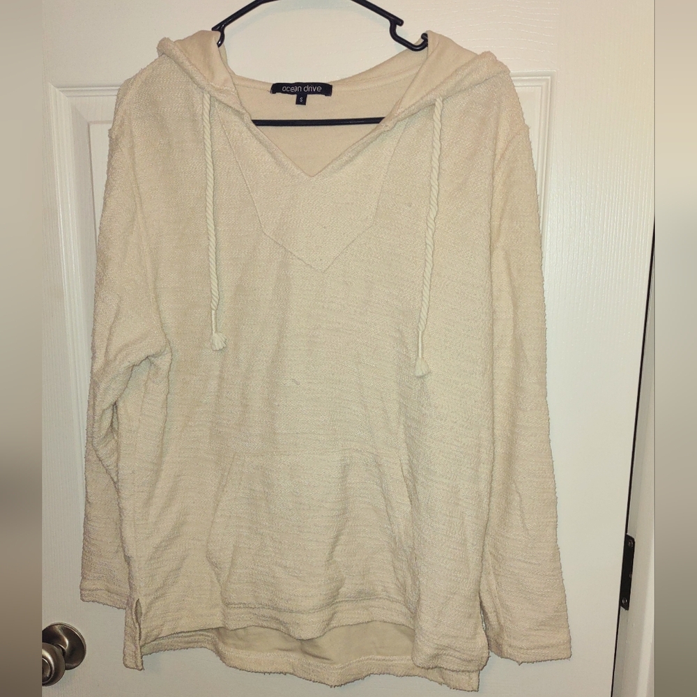 Long sleeve hoodie
